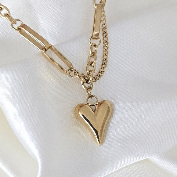 NEW 18K Gold Asymmetric Link Chain Heart Necklace - Picture 7 of 9